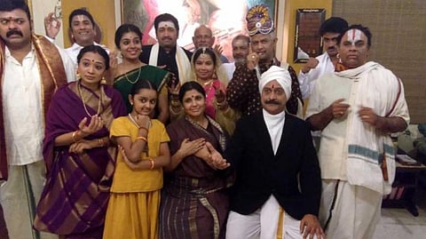 பாரதி யார்? - மீசைக் கவிஞனைப் பற்றிய மேடை நாடகம்