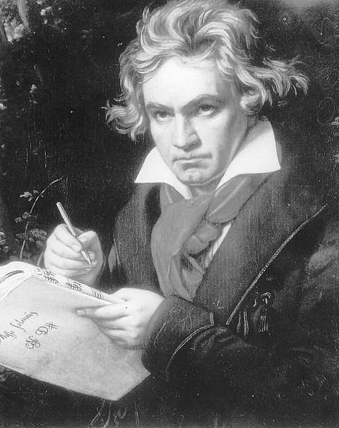 டிங்குவிடம் கேளுங்கள்: வால் நட்சத்திரத்தின் ‘வால்’ எப்படித் தோன்றுகிறது?