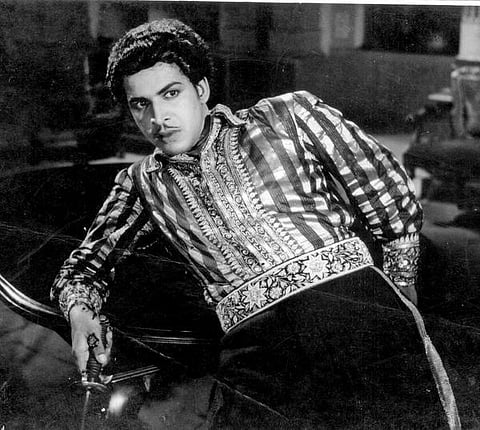 வேட்டையாடு விளையாடு 12: மிருணாள் சென் இயக்கிய தெலுங்குப் படம்!