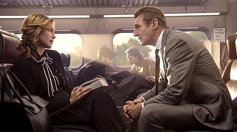 ஹாலிவுட் ஜன்னல்: ஓடும் ரயிலில் உடையும் புதிர்கள்