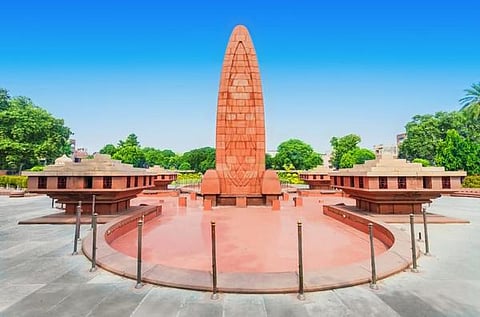 வியப்பூட்டும் இந்தியா: துயரத்தின் சாட்சி