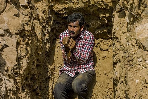 அவர்களின் கொந்தளிப்பு இயல்பானது! - ‘மனுசங்கடா’ இயக்குநர் அம்ஷன் குமார் பேட்டி