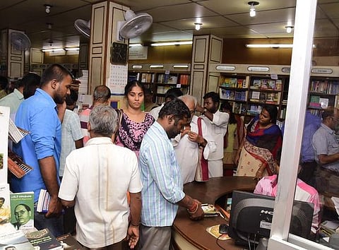 உருவெடுக்கும் புதிய கலாச்சாரம்: விடிய விடிய நடந்த புத்தகக் கொண்டாட்டம்!