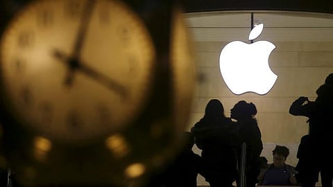 புத்தாண்டில் ரூ.1,900 கோடிக்கு விற்பனை; சாதனை படைத்த ஆப்பிள் ஆப் ஸ்டோர்