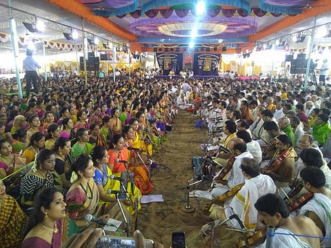 திருவையாறில் தியாகராஜர் ஆராதனை:
காவிரிக்கரையில் இசை வெள்ளம்!