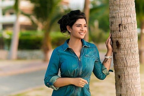 காதல் படங்களுக்கும் ஆடை வடிவமைப்பு முக்கியம்: ‘அதிர்ஷ்ட லட்சுமி’ மகேஸ்வரி நேர்காணல்