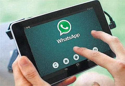 வாட்ஸ் அப்பில் இனி யூ டியூப் வீடியோக்களை பார்க்கலாம்: ஐ போன் பயனாளர்களுக்கு புது வசதி