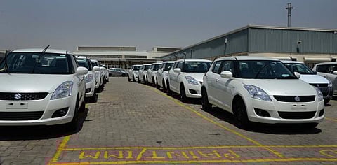 இந்தியாவில் விற்பனையில் முதல் 10 இடத்தில் இருக்கும் கார்கள்