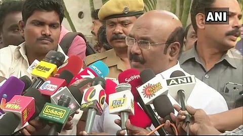 அதிமுகவில் சசிகலா குடும்பத்துக்கு இடமில்லை என்ற முடிவில் மாற்றமில்லை: ஜெயக்குமார்