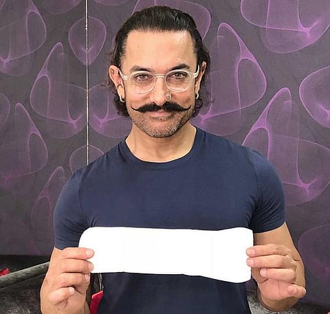 மும்பை கேட்: வைரலான ‘பேட்மேன் சேலஞ்ச்’