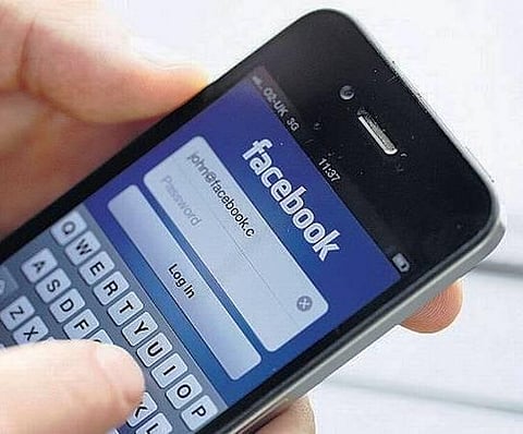 தகவல் புதிது: ஃபேஸ்புக்கில் புதிய பட்டன்