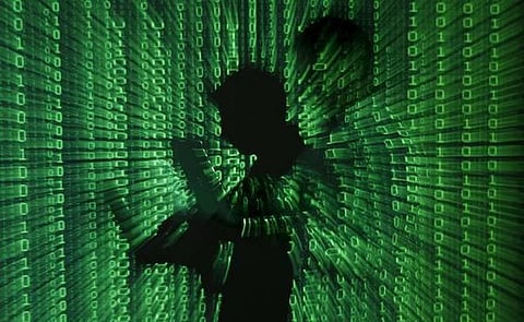 இணைய வழி பண மோசடி: இந்தியாவில் சைபர் தாக்குதல் அதிகரிப்பதாக எச்சரிக்கும் ஆய்வு