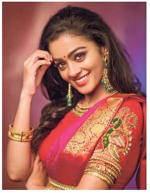 விஜய் சேதுபதிக்கு என் நடிப்பு பிடிக்கும்!- காயத்ரி பேட்டி