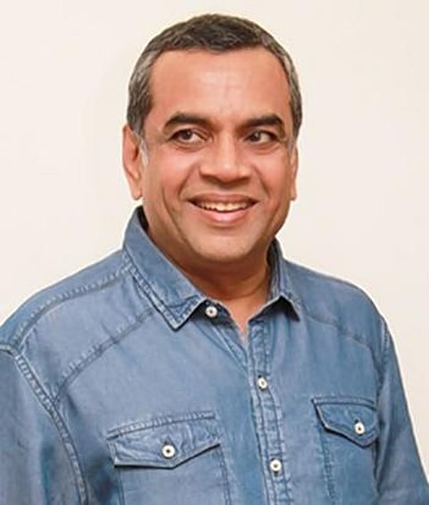 மும்பை கேட்: 5.5 கோடியில் ஒரு பாடல்