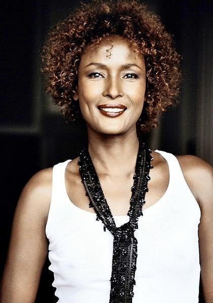 வெல்லுவதோ இளமை 11: அறிவின் சுடரில் ஜொலித்த அழகு