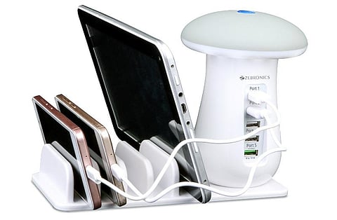 காளான் வடிவ எல்.ஈ.டி விளக்குடன் 5 யுஎஸ்பி சார்ஜர்