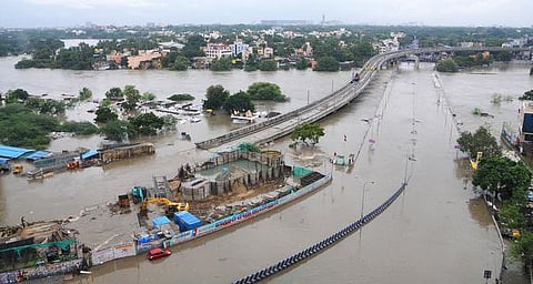 சென்னை வெள்ளப் பாதிப்புக்கு தமிழக அரசு பொறுப்பேற்க வேண்டும்!