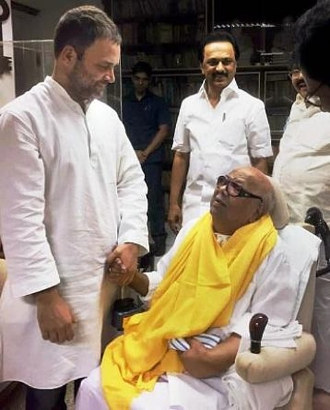 தமிழக அரசியலில் மிகப்பெரிய நீண்ட பயணத்தை கொண்ட தலைவர்: ராகுல் காந்தி இரங்கல்