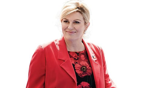 பக்கத்து வீடு: மக்களின் மனம் கவர்ந்த அதிபர்