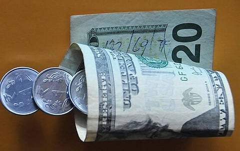 ரூபாய் மதிப்பு வீழ்ச்சி: அரசியல் மாற்றங்களுக்கு வழி வகுக்குமா?