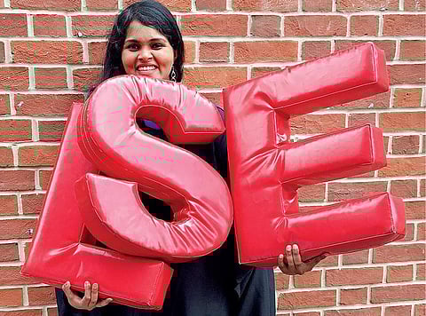 வெற்றி முகம்: உலக அரங்கில் தமிழ் மாணவி