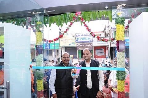 சேலத்தில் சில்லறை விற்பனை அங்காடி தொடங்கிய ஸீப்ரானிக்ஸ்