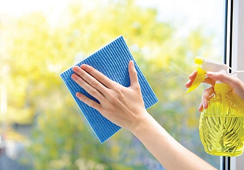 ஜன்னல்கள் ஜாக்கிரதை...