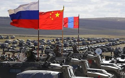 ரஷ்யா - சீனா கூட்டு ராணுவப் பயிற்சி: அதிர்ச்சியில் உலக நாடுகள்