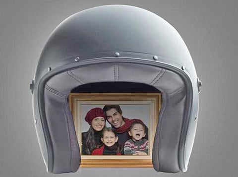 ஹெல்மெட் அவசியத்தை வலியுறுத்தி சுஸுகி நிறுவனத்தின் நூதன பிரசாரம்