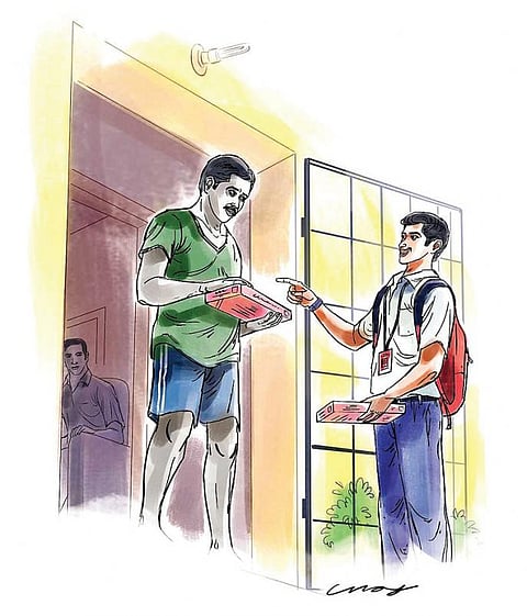 சின்ன மாற்றம் பெரிய தீர்வு 02: எதையும் கையில் எடுக்காதீர்கள்!