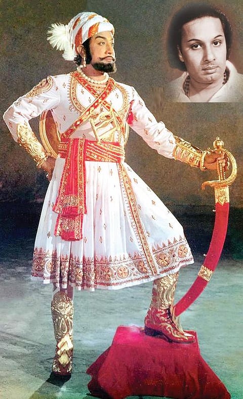 இதைவிட வேறொரு தகுதி வேண்டுமா?