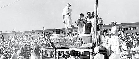 உலகுக்கு காந்தி கொடுத்துச் சென்றிருப்பது
என்ன?