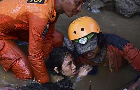 இந்தோனேசிய சுனாமி பாதிப்பு: "காணாமல்போன 1000 பேர் சேற்றில் புதைந்து இறந்திருக்கலாம்"