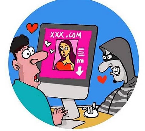 கவனம்- பாலியல் இணையதளங்களைப் பார்ப்பவர்கள் மும்பை போலீஸில் புலம்பல்: பீதியைக் கிளப்பும் ‘செக்ஸ்டார்ஸன்’ குற்றம்