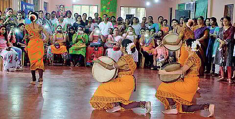 மகளிர் மட்டும்: சிந்தனைக்கு வித்திட்ட சந்திப்பு