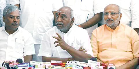 சபரிமலையின் புனிதத்தை அழிக்க முயற்சி: கேரள அரசு மீது பொன்.ராதாகிருஷ்ணன் குற்றச்சாட்டு