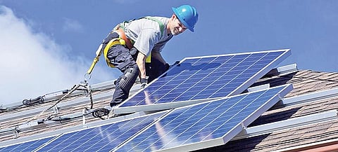 சோலார் மின் உற்பத்தியில் ஒளிந்திருக்கும் சவால்