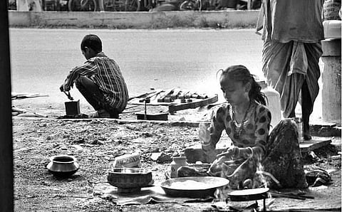 நம் பிள்ளைகள் சோனியாக இருப்பது
தேசிய அவமானம் இல்லையா?