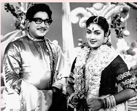 சிவாஜி எனும் தகப்பன் சகோதரன், காதலன், கணவன்!