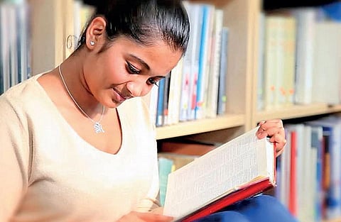 படிப்போம் பகிர்வோம்: ஆற்றுப்படுத்தும் அருமருந்து!