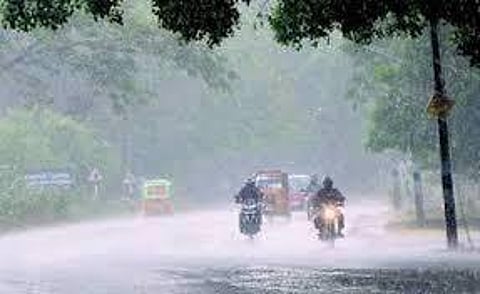 தமிழகத்தில் அடுத்த இரு தினங்களுக்கு மழை: சென்னை வானிலை மையம்