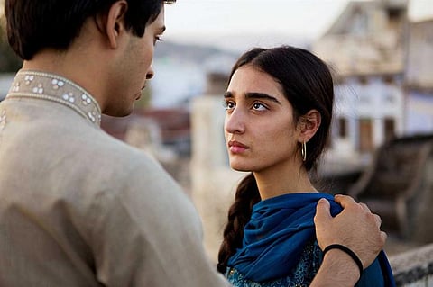 வாட் வில் பீப்பிள் சே - அவளை அலைக்கழிக்கும் வாழ்க்கை!