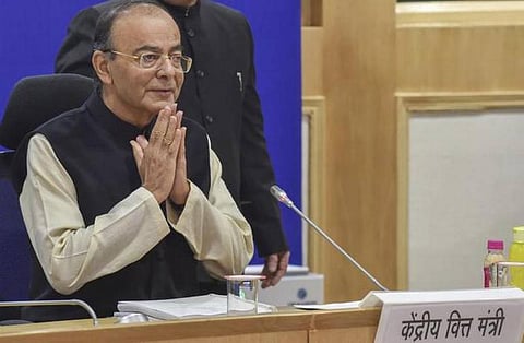 சினிமா டிக்கெட், டிவி, கேமராவுக்கு வரி குறைப்பு- ஜிஎஸ்டி கவுன்சில் கூட்டத்தில் முடிவு