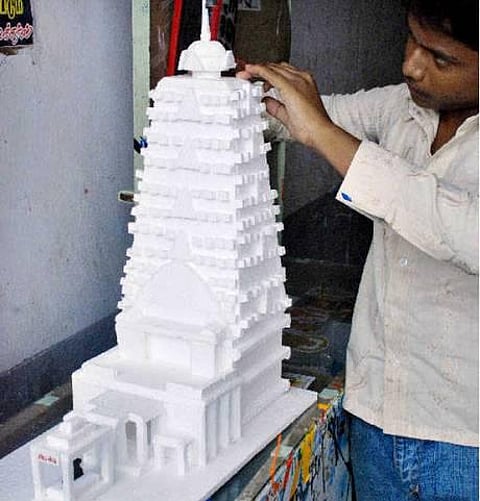 பள்ளிகளில் பிளாஸ்டிக் டப்பா, தெர்மாகோலுக்கு தடை