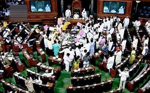 மேகேதாட்டு அணை விவகாரம்: மக்களவையில் அதிமுக எம்.பி.க்கள் சஸ்பெண்ட்; மாநிலங்களவையில் அமளி