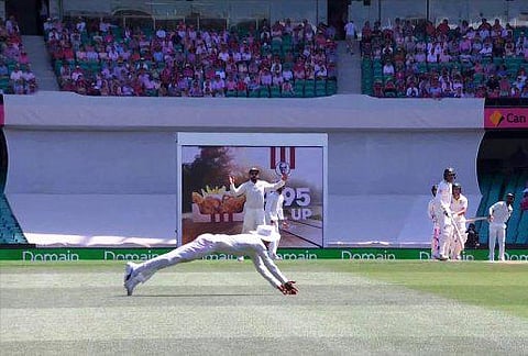 இதுதான் நேர்மை, ஜென்டில்மேன் கேம்: ஹேண்ட்ஸ்கம்ப்க்கு பாடம் கற்றுக்கொடுத்த கே.எல்.ராகுல்: பாராட்டு குவிகிறது