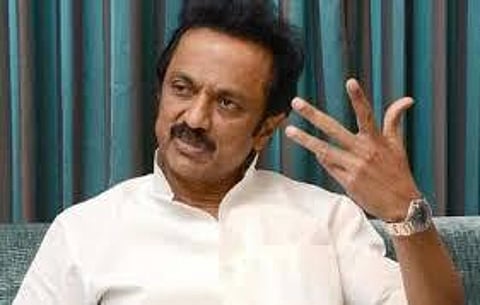 கர்ப்பிணிக்கு எச்ஐவி ரத்தம்: உயர் அதிகாரிகள் மீது எப்போது நடவடிக்கை? - பேரவையில் ஸ்டாலின் கேள்வி