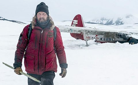 ஹாலிவுட் ஜன்னல்: பனித் துருவத்தில் தனி ஒருவன்!