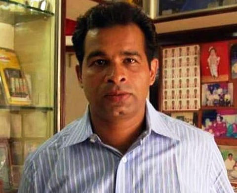 கிரிக்கெட் விளையாடியபோது மைதானத்தில் சுருண்டு விழுந்து கோவா ரஞ்சி வீரர் உயிரிழப்பு