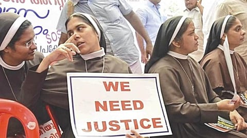 பெண்கள் 360: நீதி கேட்டவர்களுக்குத் தண்டனையா?